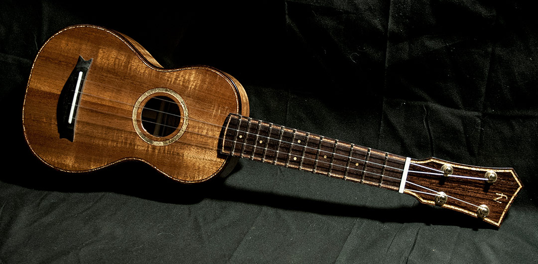 Verginelli Ukulele Soprano Gold